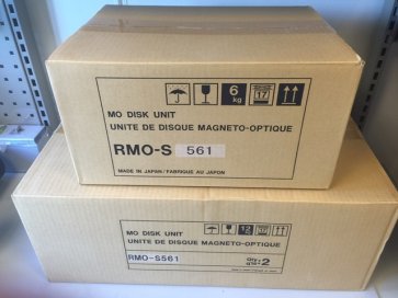 SONY SMO-F561 9.1GB External SCSI MO Drive -